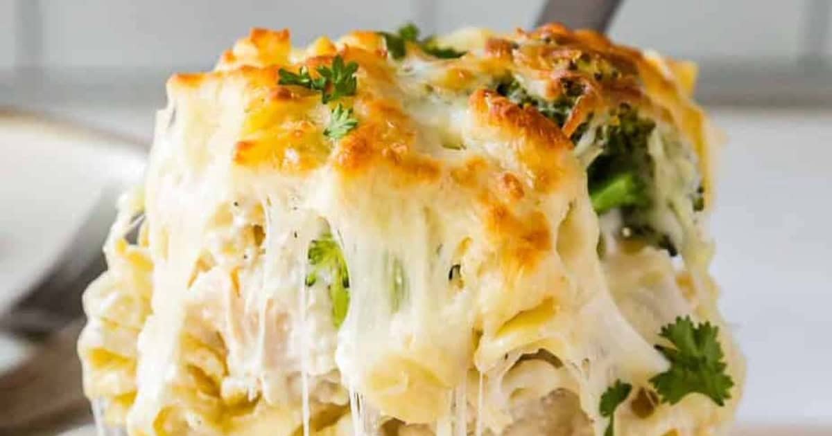 Minute Chicken Broccoli Alfredo: Easy Weeknight Dinner